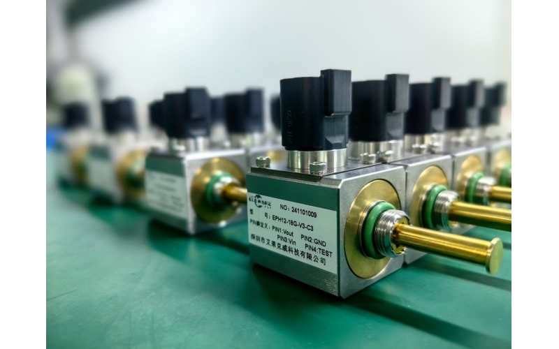 閥芯位置傳感器是用于精確監測閥門開度的檢測裝置，主要服務于液壓控制、工業自動化及環境監測等領域